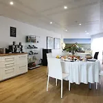Le Clos Du Moulin Bed & Breakfast 4*